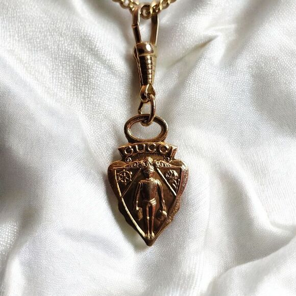 Gucci Goldtone Arrowhead Zipper Replacement Pendant For Bags/Wear As A Necklace - Picture 1 of 4
